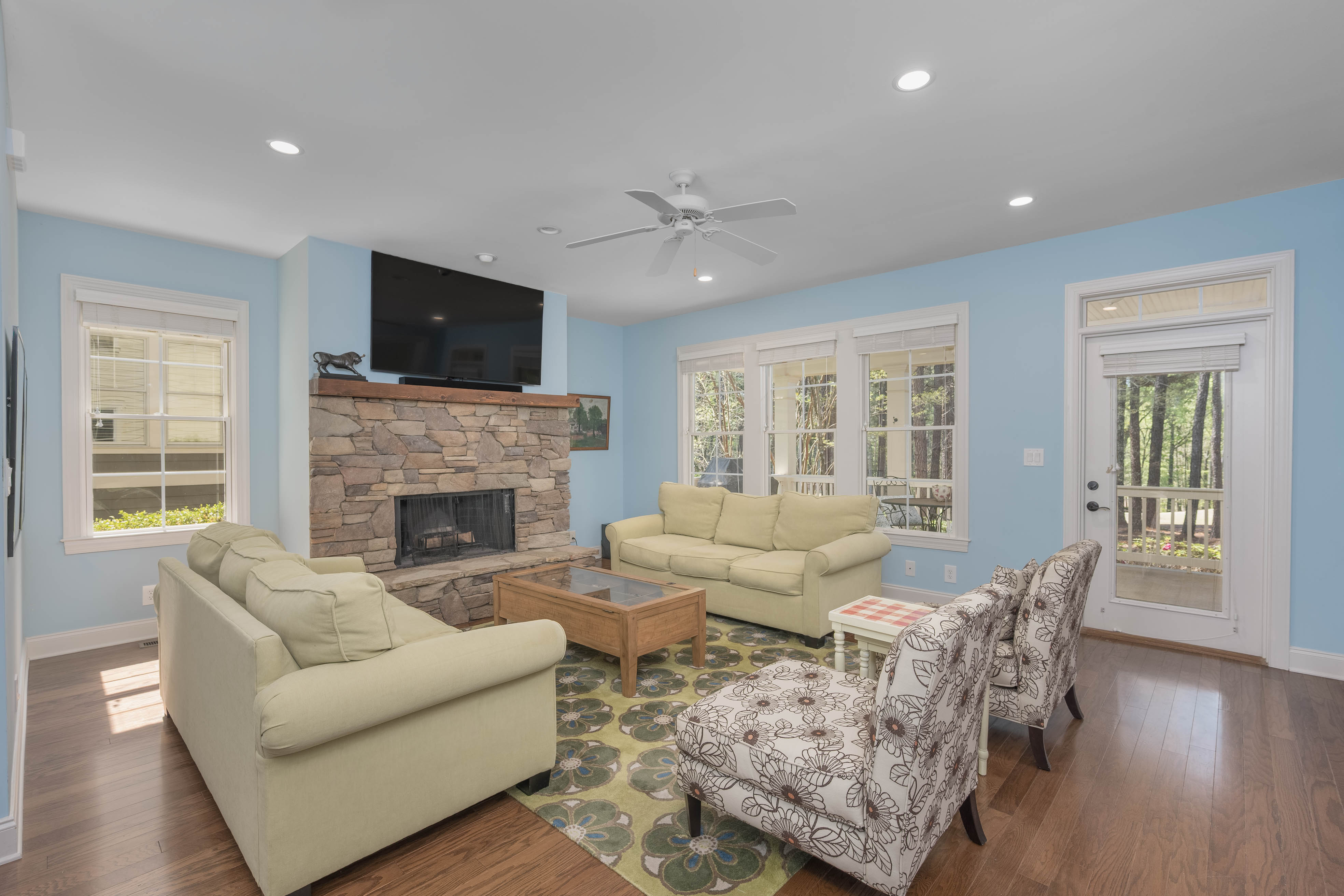 1031 Portside Court image 6